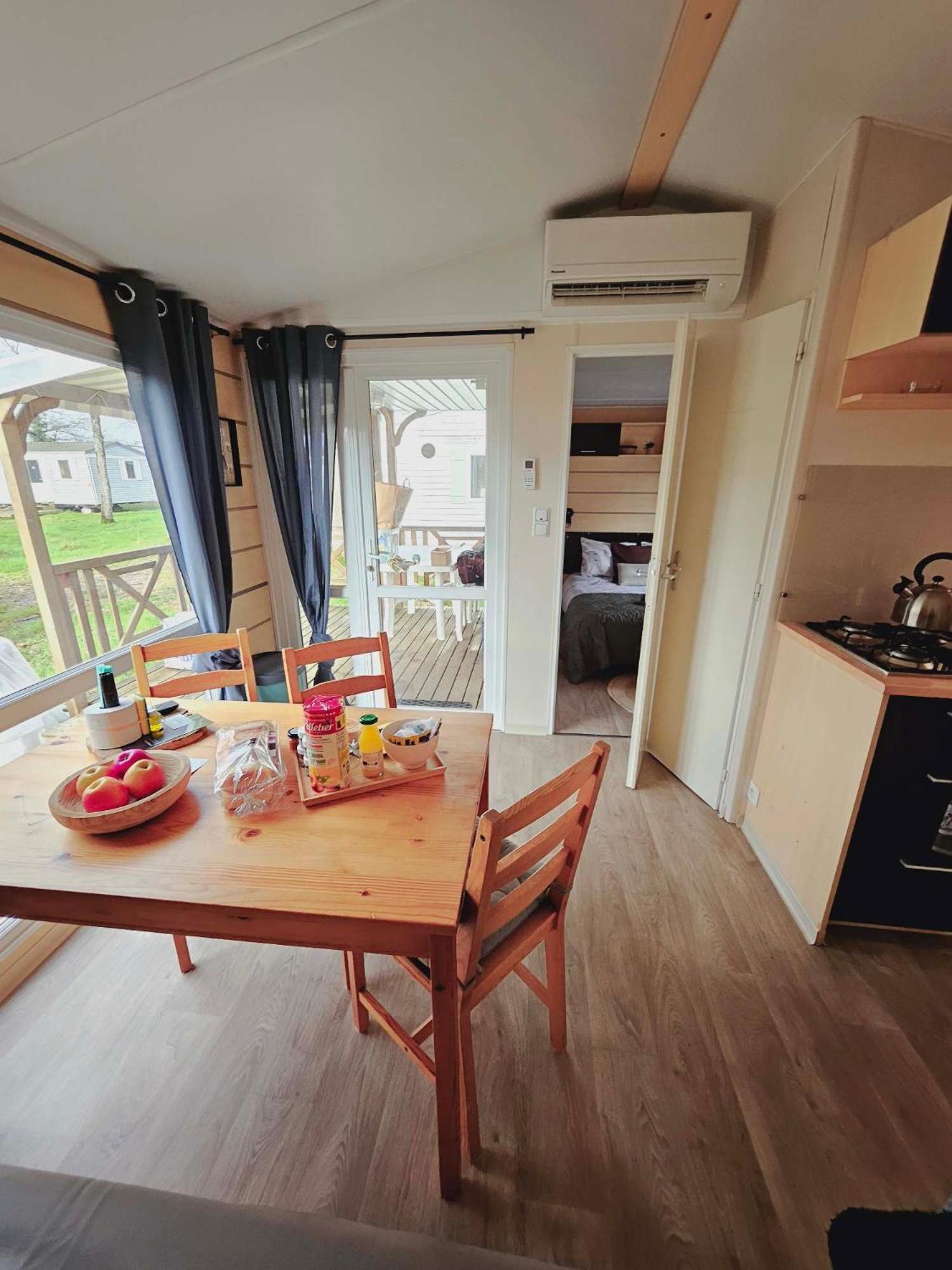 Bungalow Cosy Equipe La Boissiere-de-Montaigu Luaran gambar