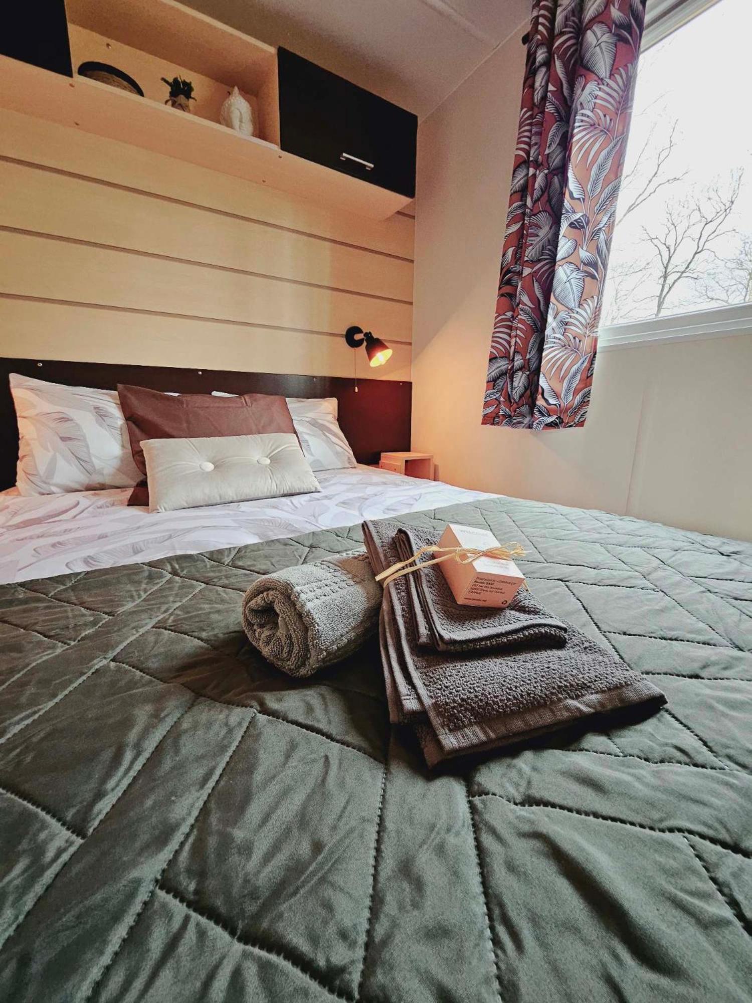 Bungalow Cosy Equipe La Boissiere-de-Montaigu Luaran gambar